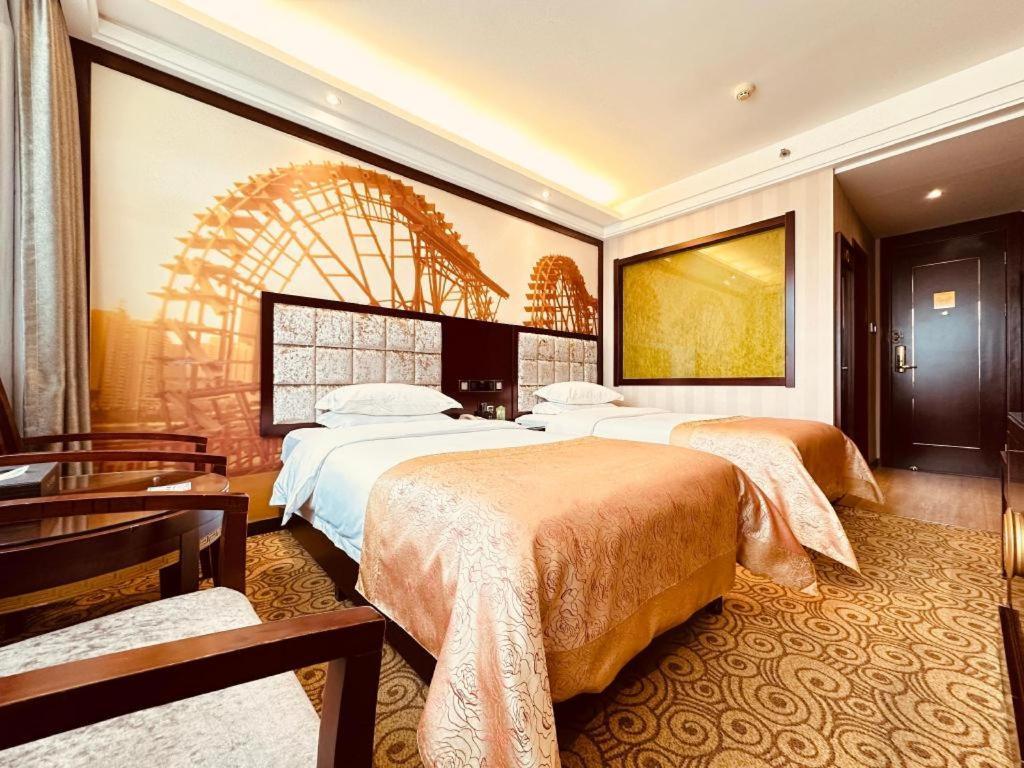 Lanzhou Hualian Hotel Exterior photo
