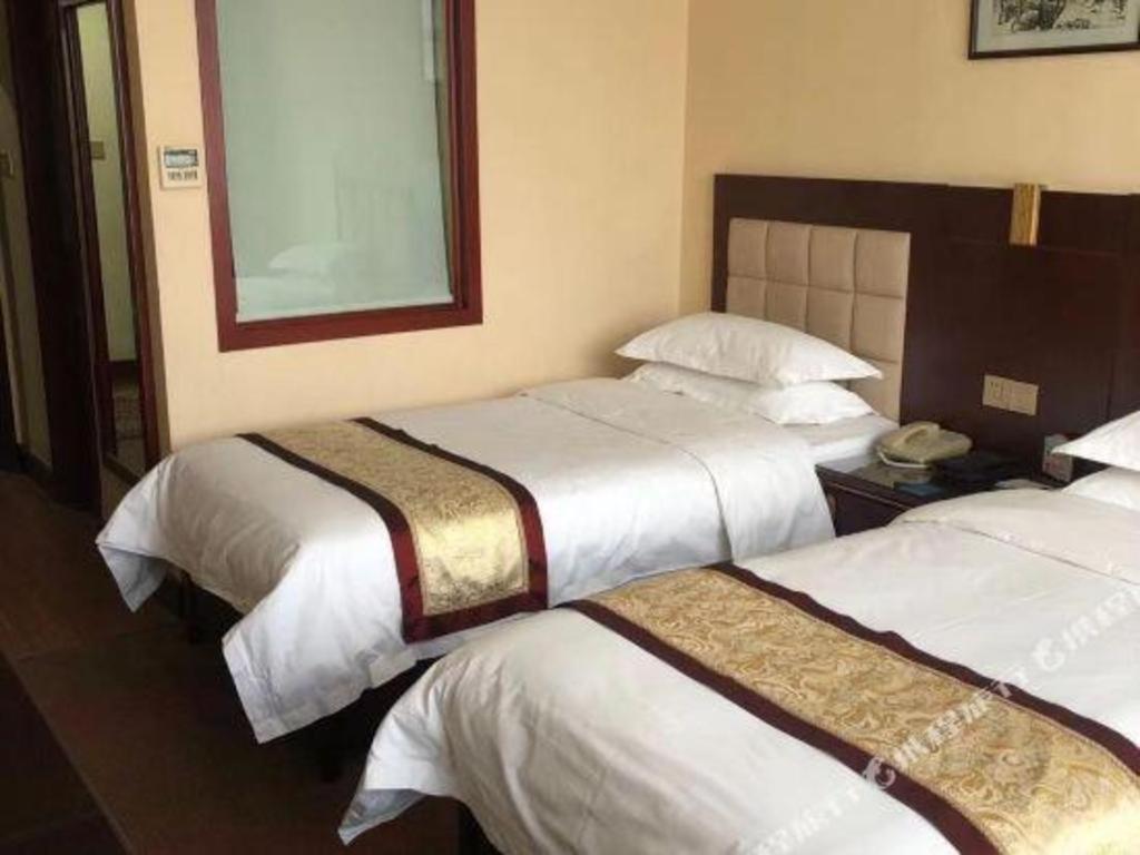 Lanzhou Hualian Hotel Exterior photo