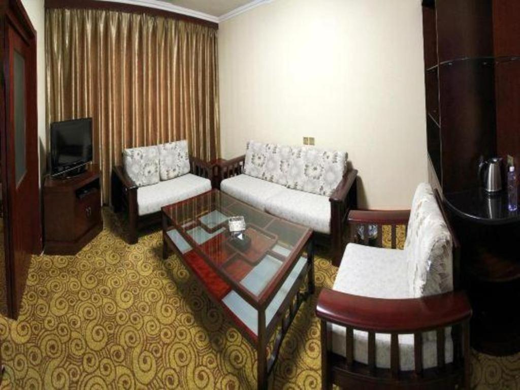 Lanzhou Hualian Hotel Exterior photo