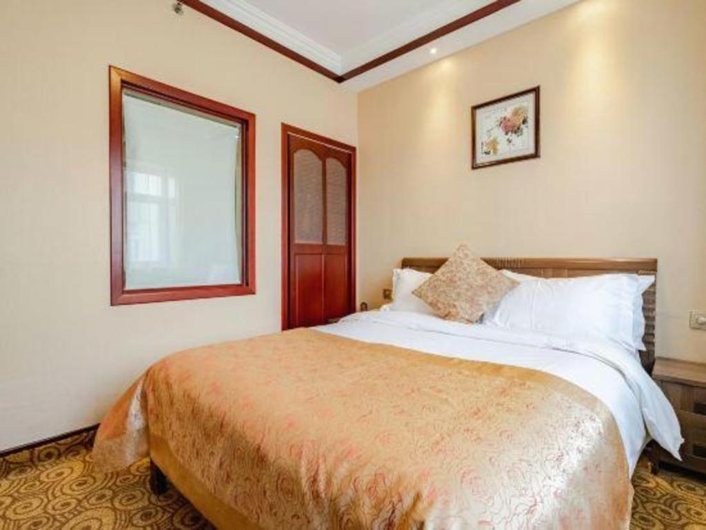 Lanzhou Hualian Hotel Exterior photo