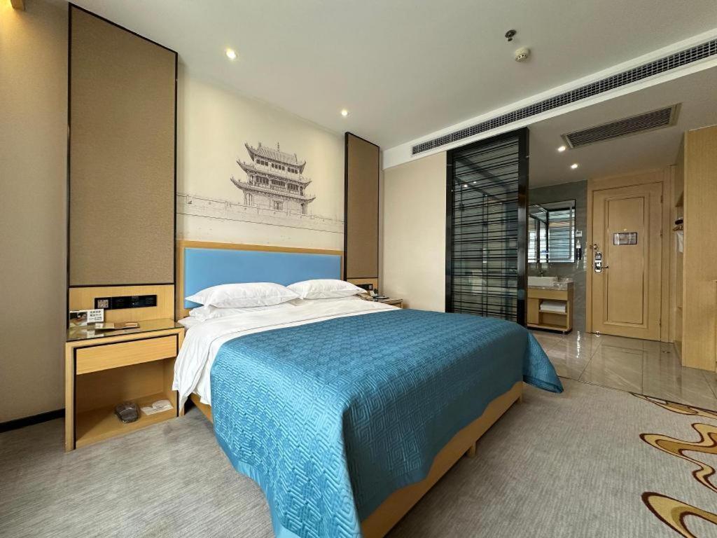Lanzhou Hualian Hotel Exterior photo