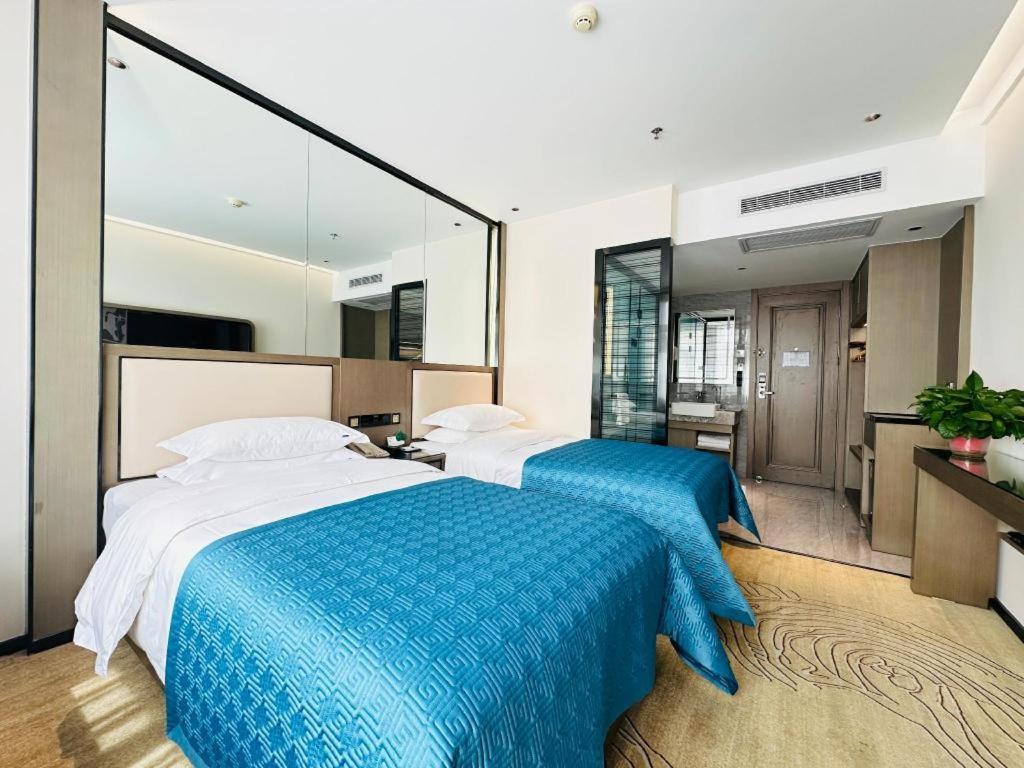 Lanzhou Hualian Hotel Exterior photo