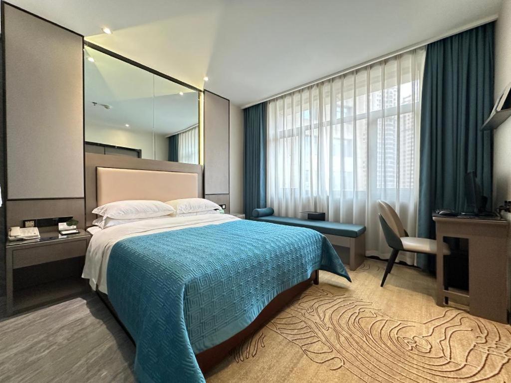 Lanzhou Hualian Hotel Exterior photo