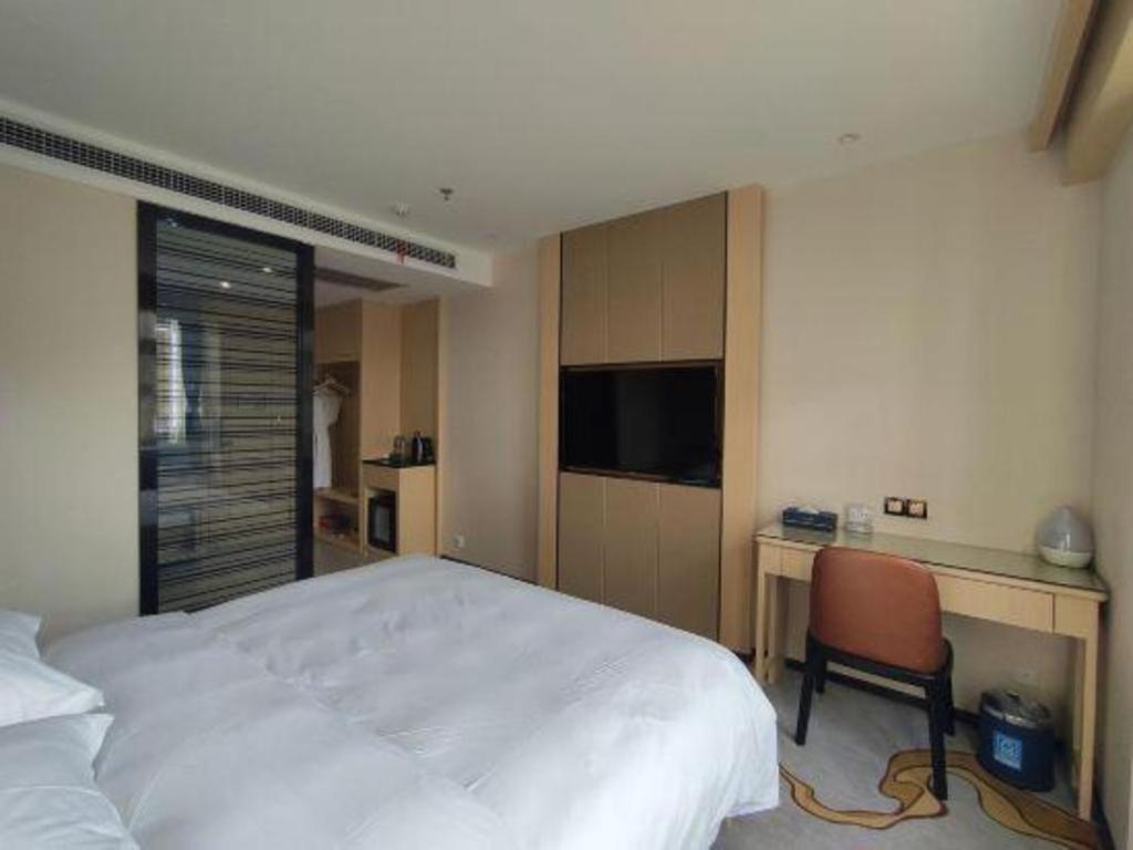 Lanzhou Hualian Hotel Exterior photo