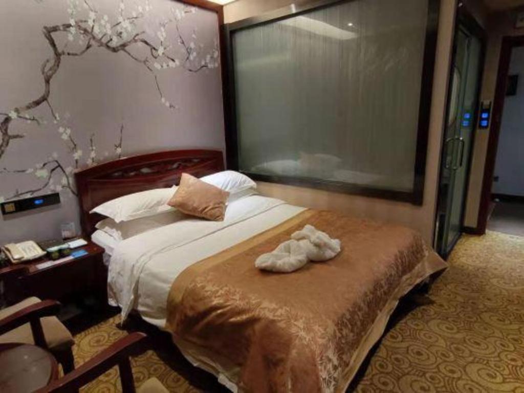 Lanzhou Hualian Hotel Exterior photo
